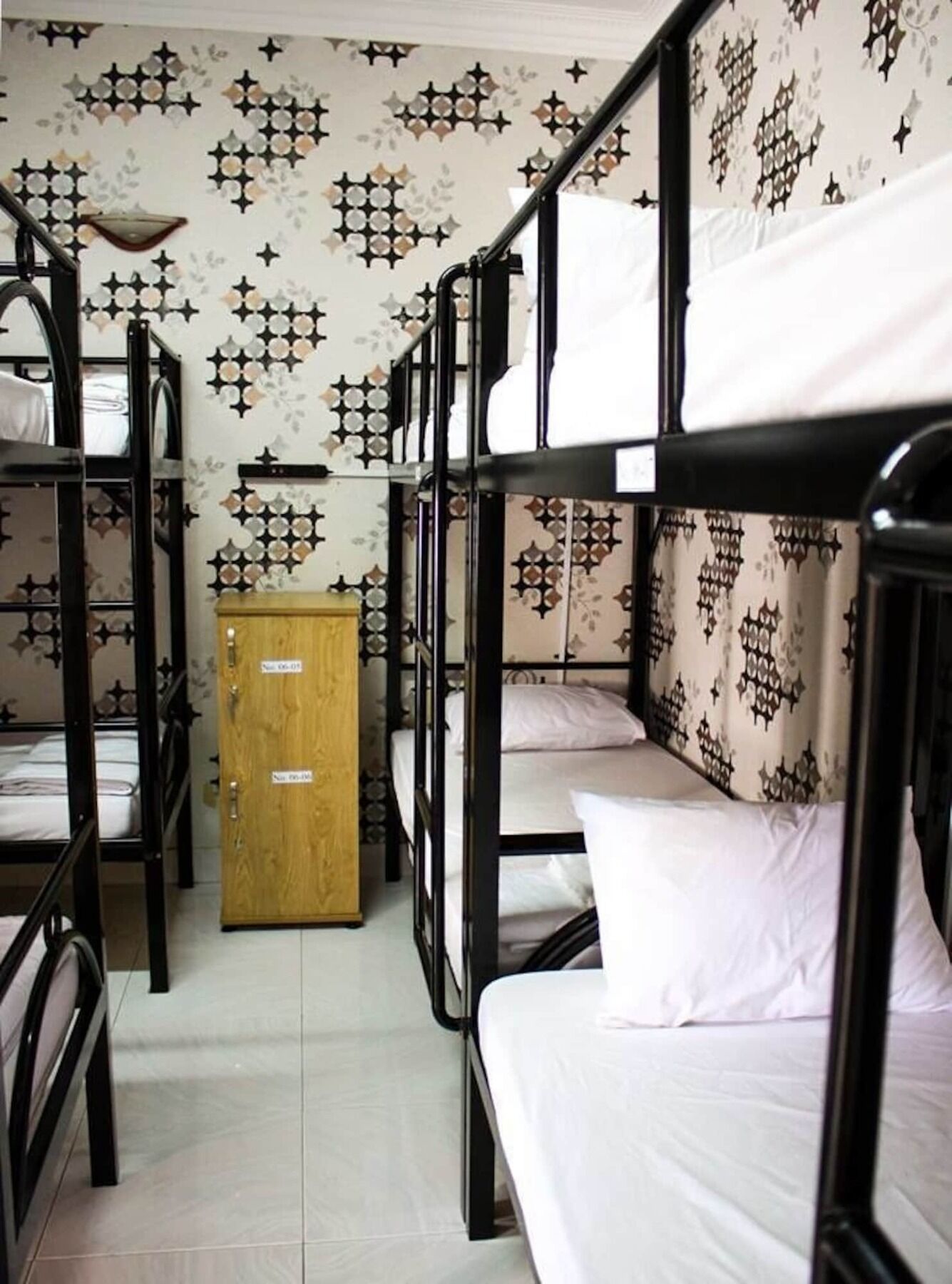 Gecko Hostel (Adults Only) Вунгтау Экстерьер фото